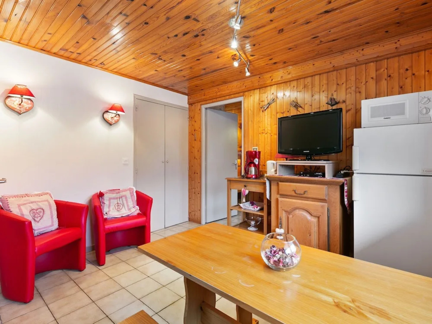 Cosy Apartment in Saulxures-sur-moselotte With Forest Nearby