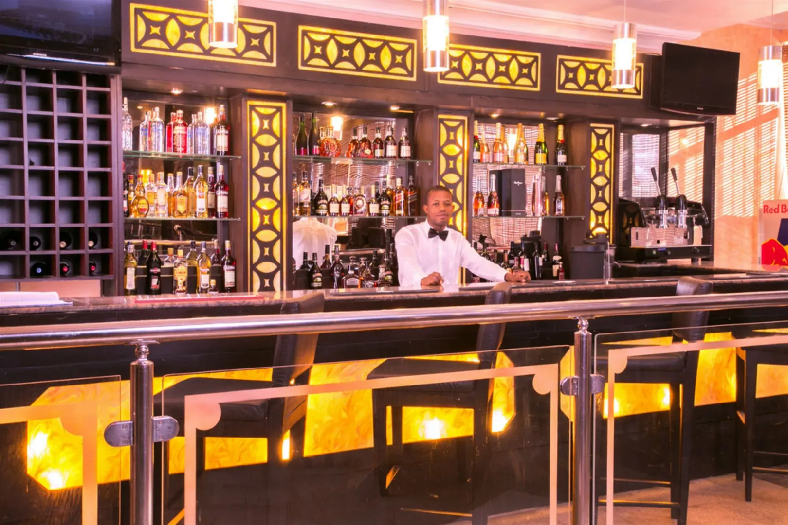 D'Palms Airport Hotel