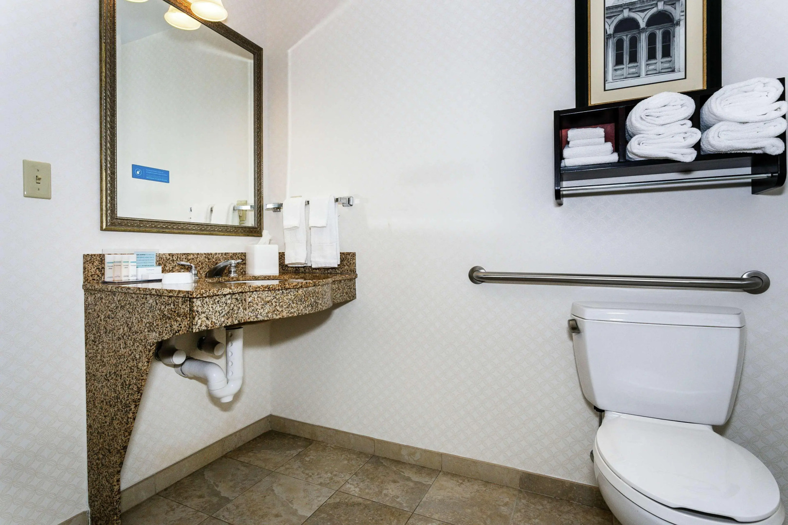 Hampton Inn & Suites Mobile- Downtown Historic District