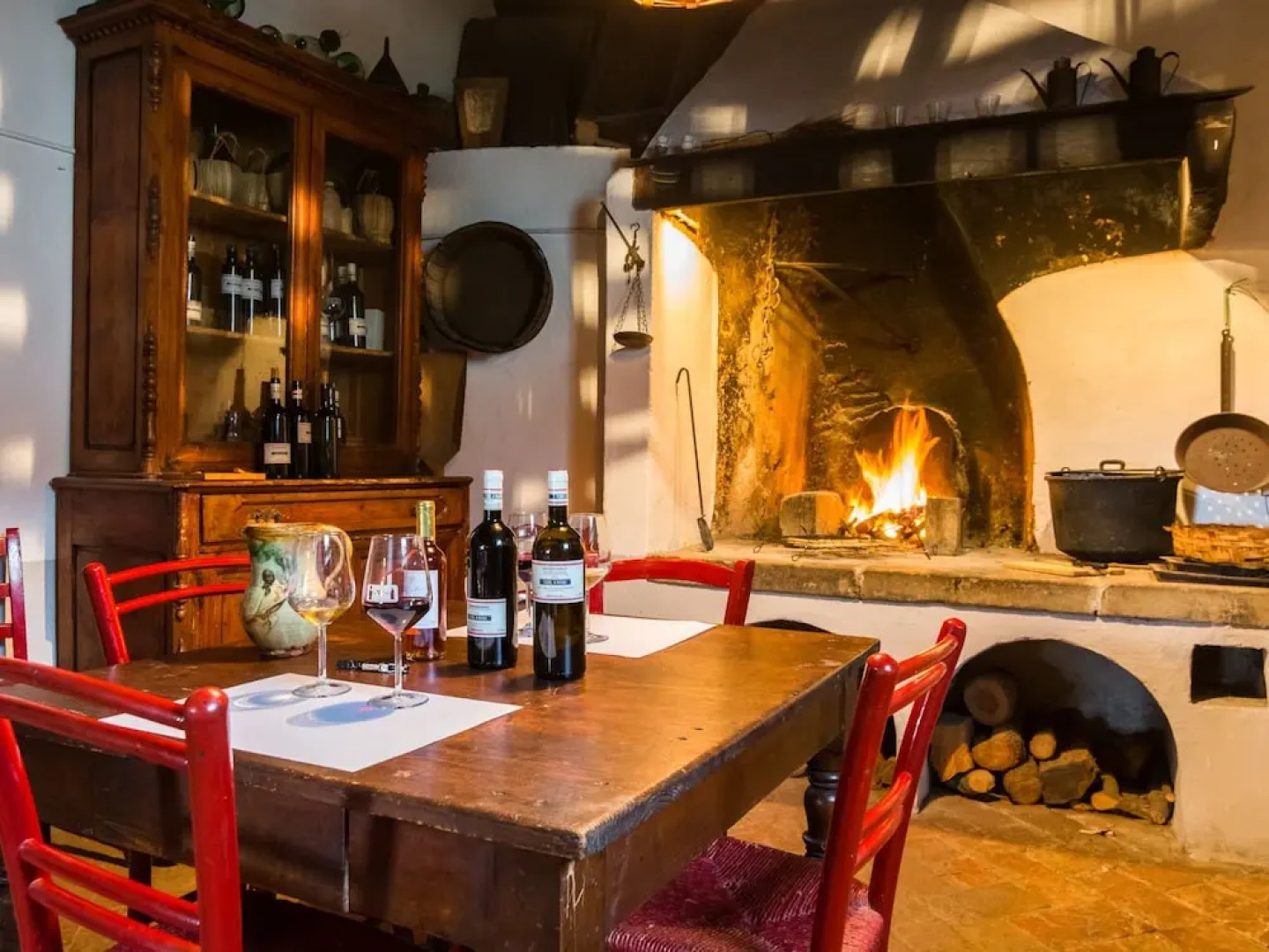 Farmhouse in Bacchereto Near Wine Region