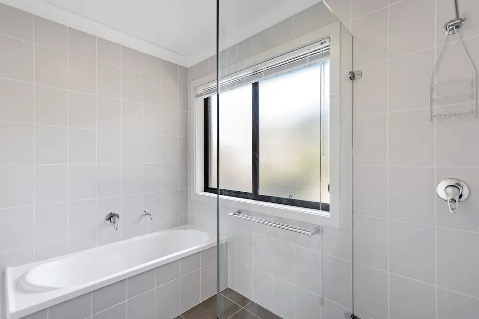 Indah Pantai, 84 Lentara Street