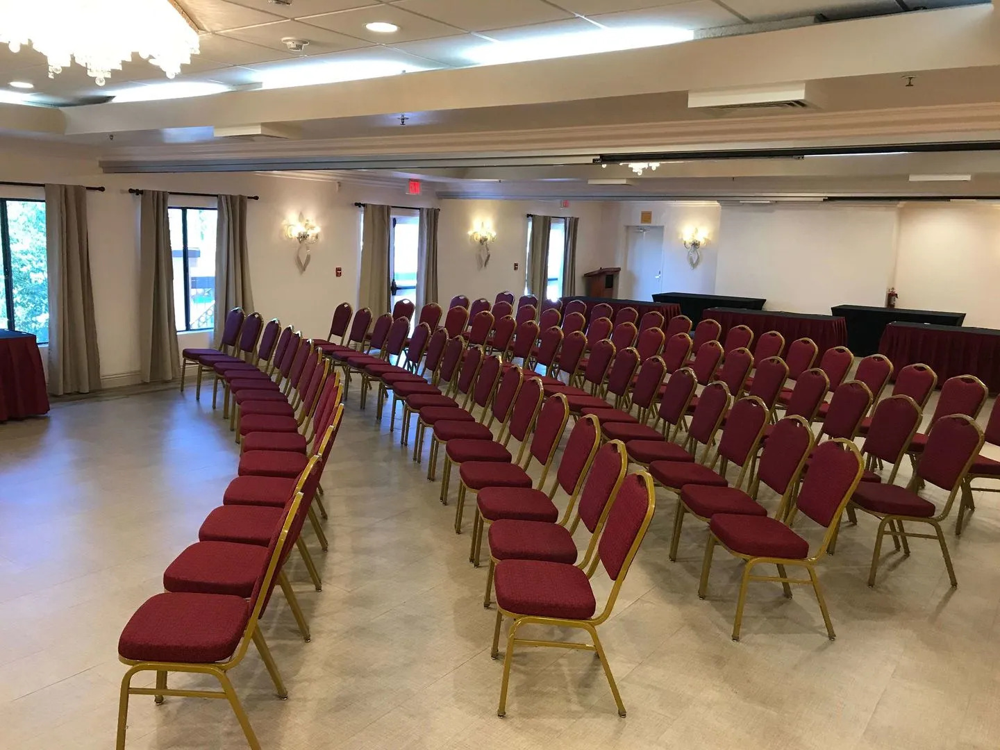 Holiday Inn Express Moreno Valley - Lake Perris