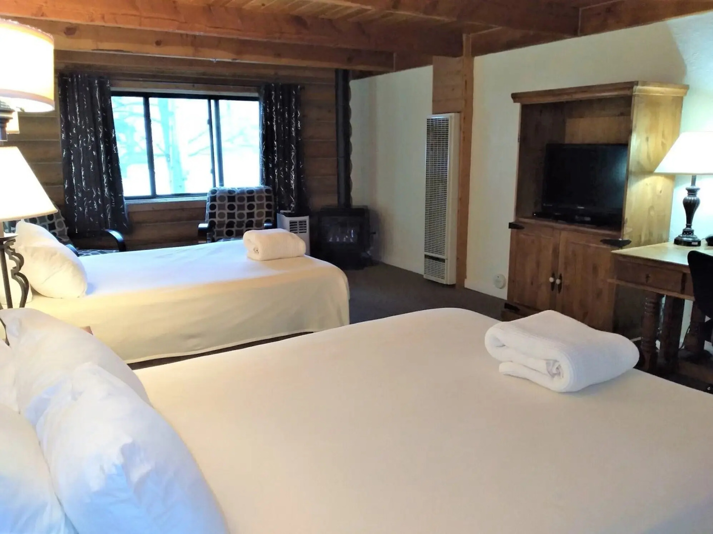 The Boulder Creek Lodge