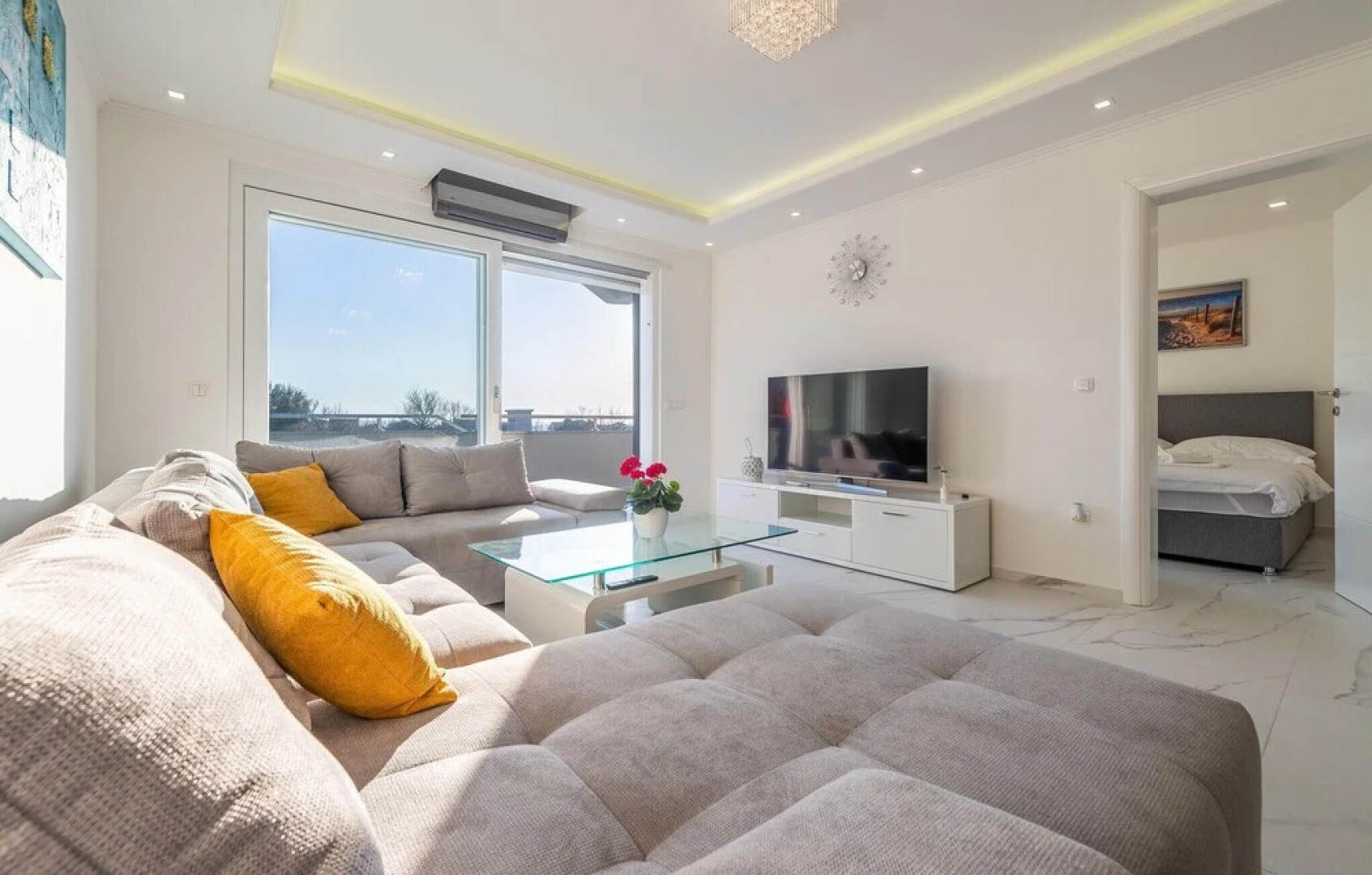 Stunning Home in Vrsi With 5 Bedrooms, Wifi and Outdoor Swimming Pool