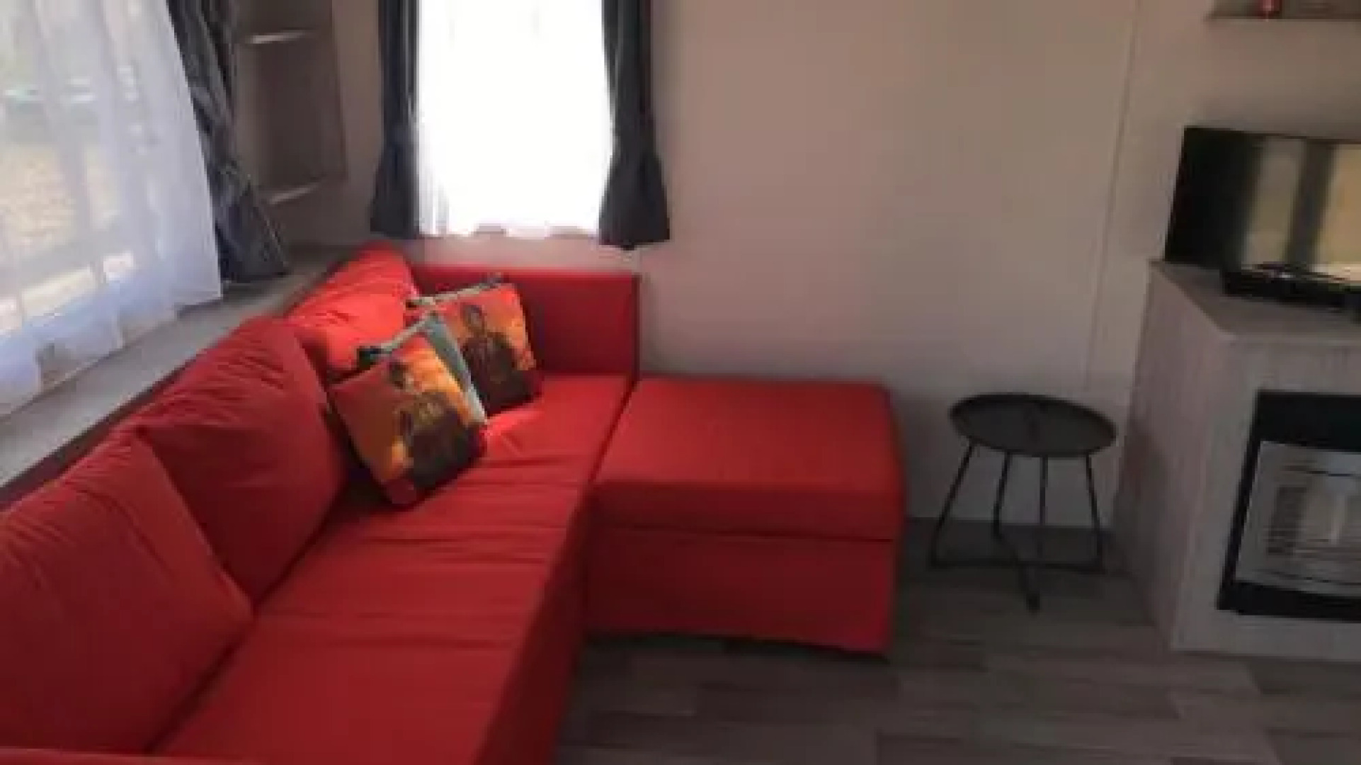 Caravan in IJmuiden op camping Duindoorn