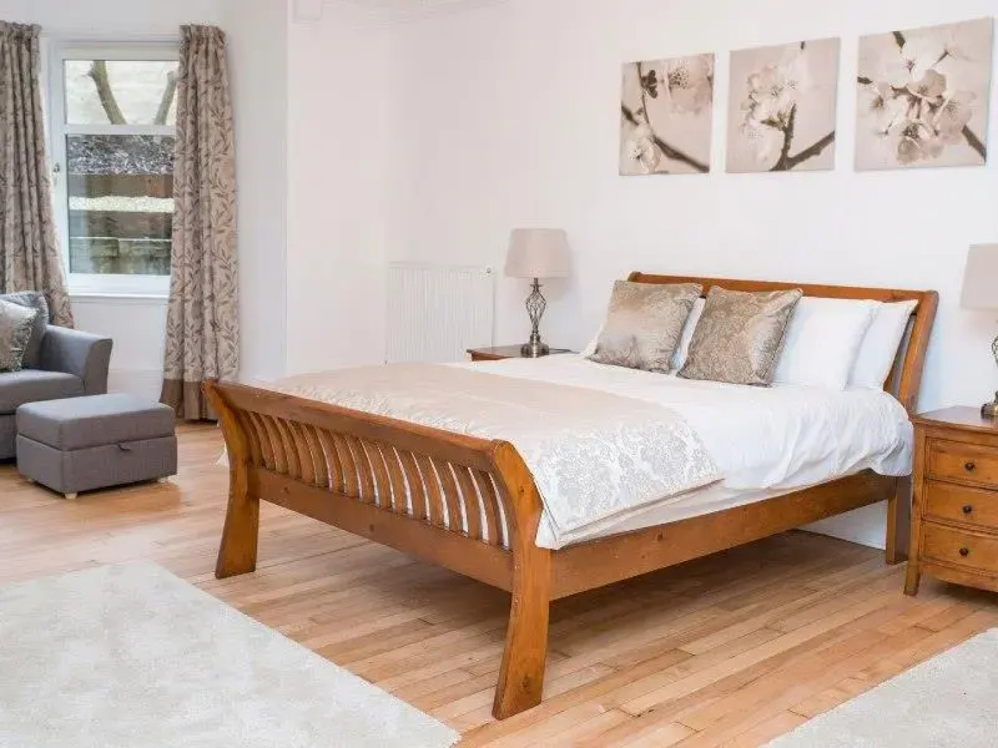 Queen Margaret Apartment