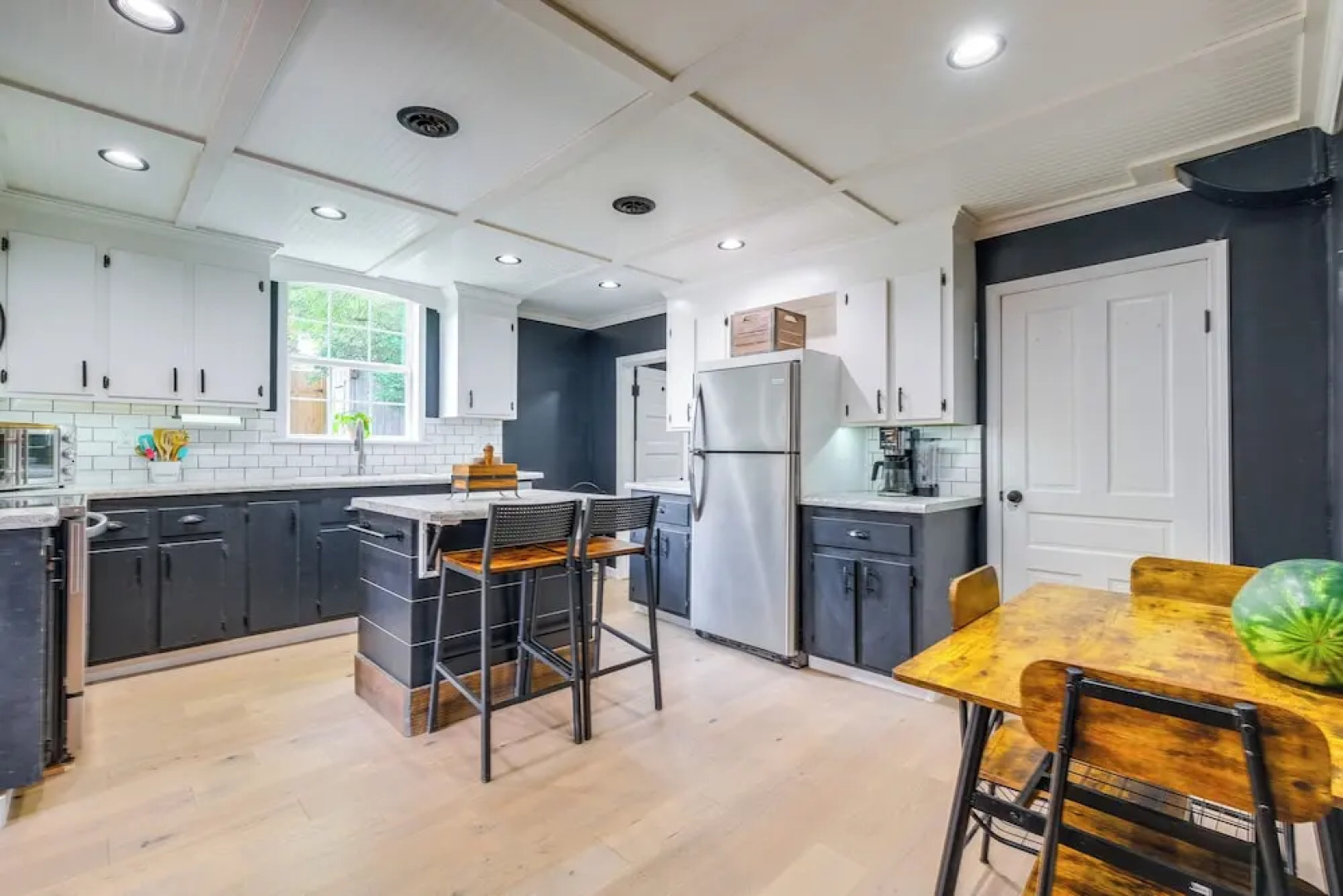 4 Mi to Liberty U: Huge Home w/ Yard & Hot Tub