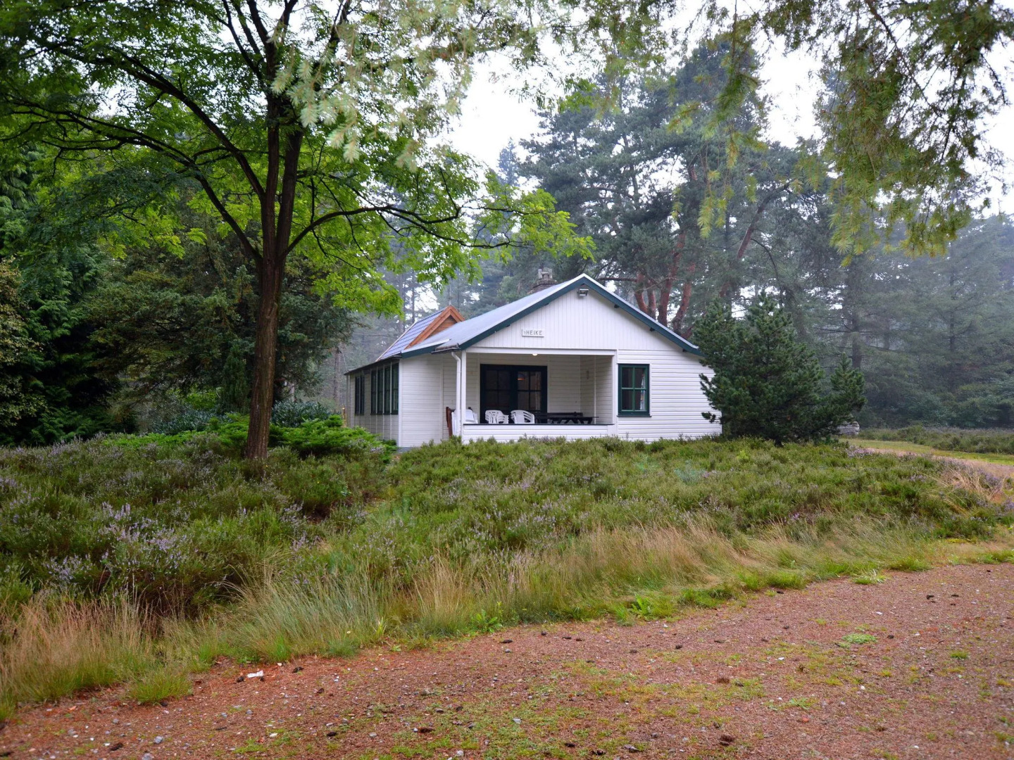 Cosy Holiday Home in Maarheeze With Verandah