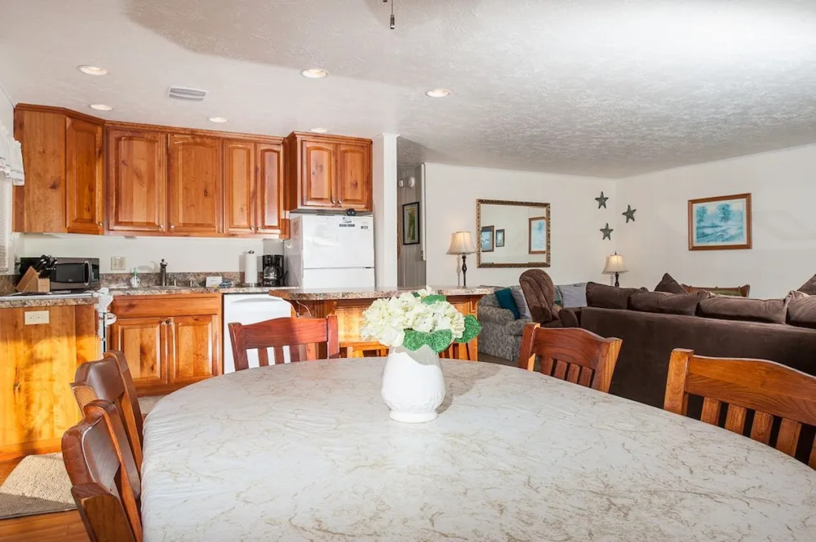 Three Bells 3 Br home by RedAwning