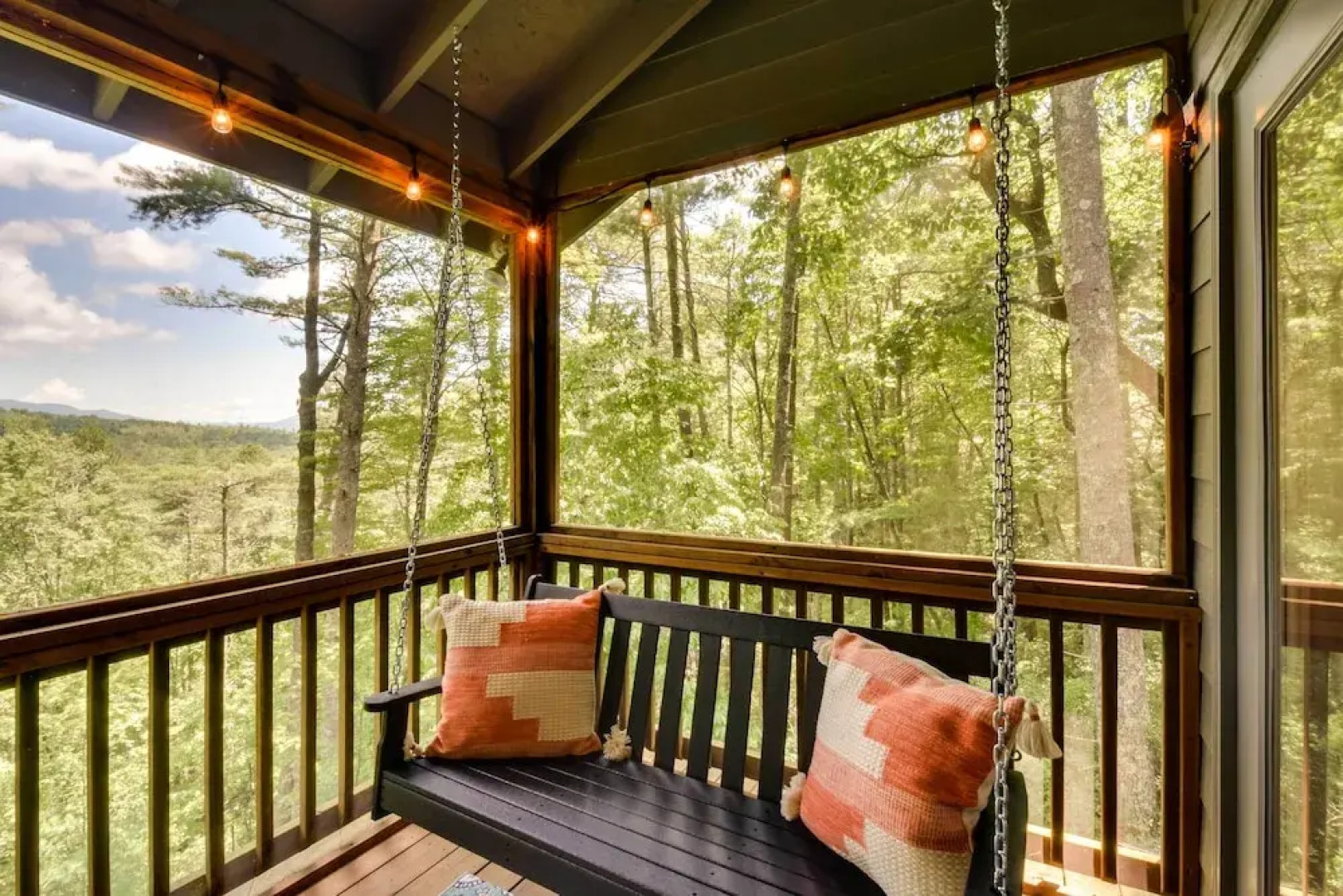 Spacious Georgia Escape w/ Fireplace, Deck & Grill