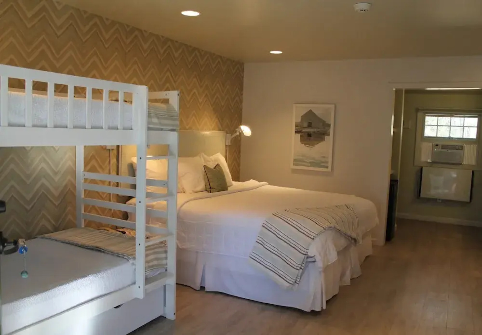 The Lodge at the Cove