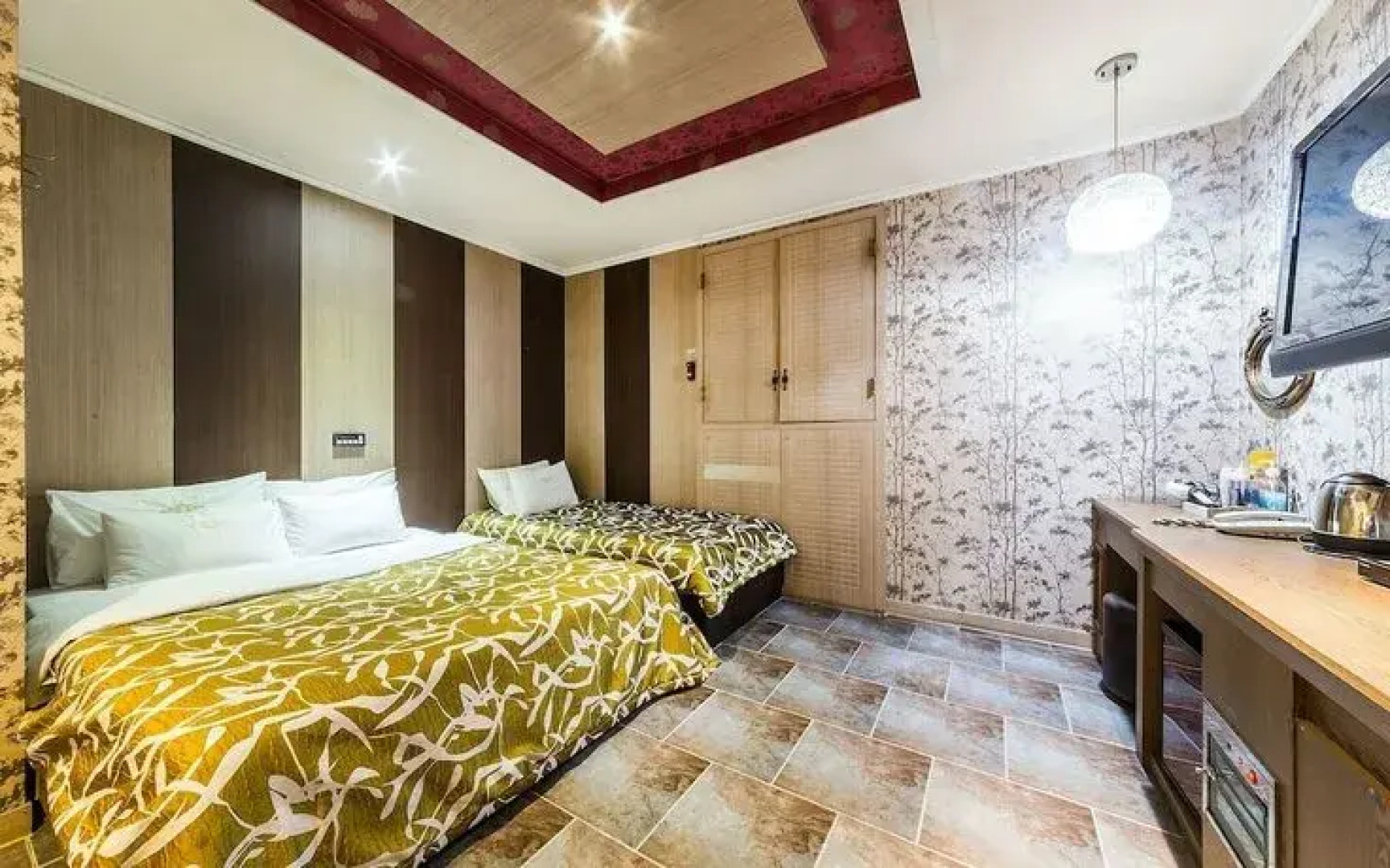 Bucheon Gstay and Praha