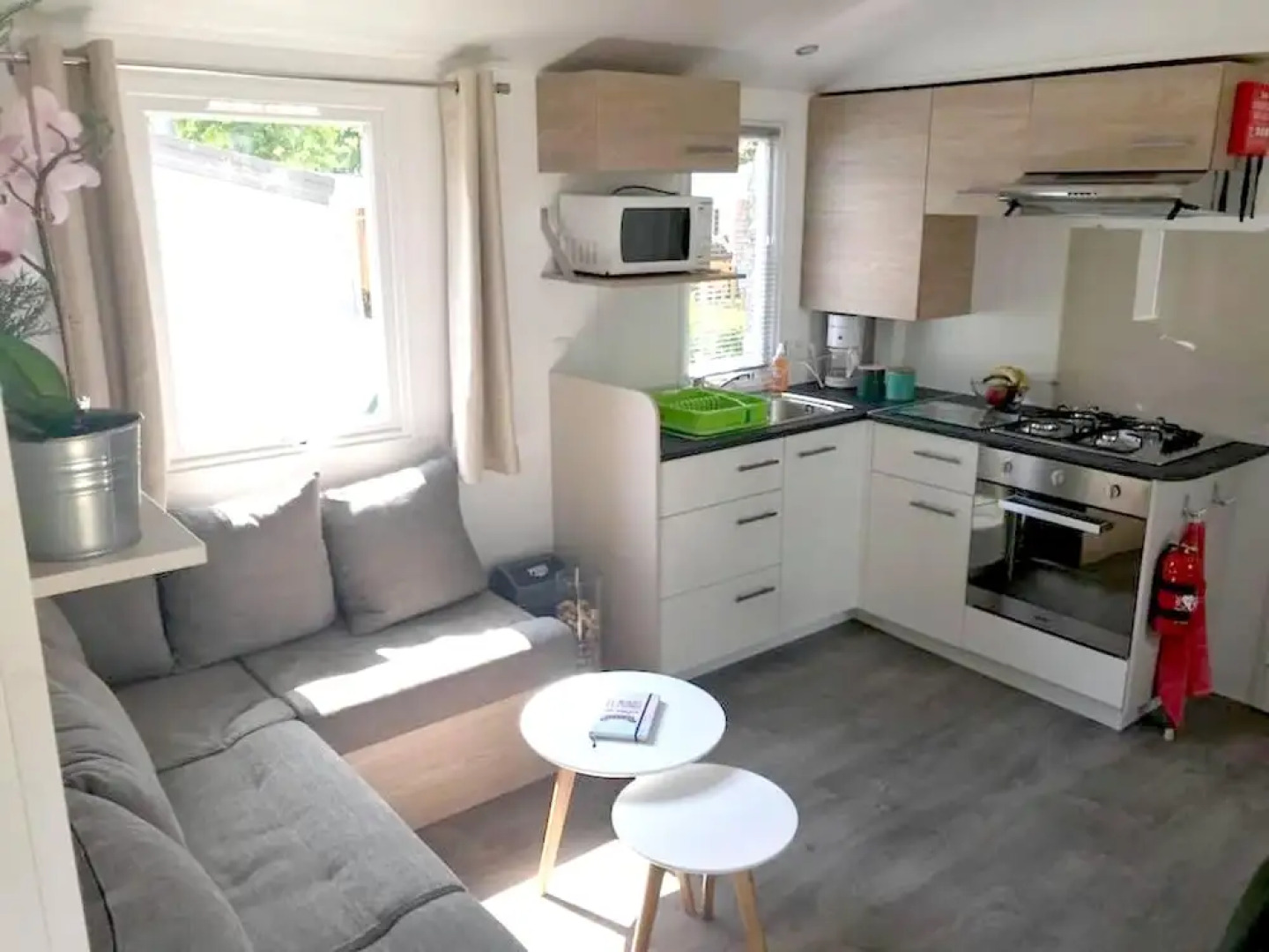 Bungalow With 2 Bedrooms in Saint-jean-de-monts, With Pool Access and