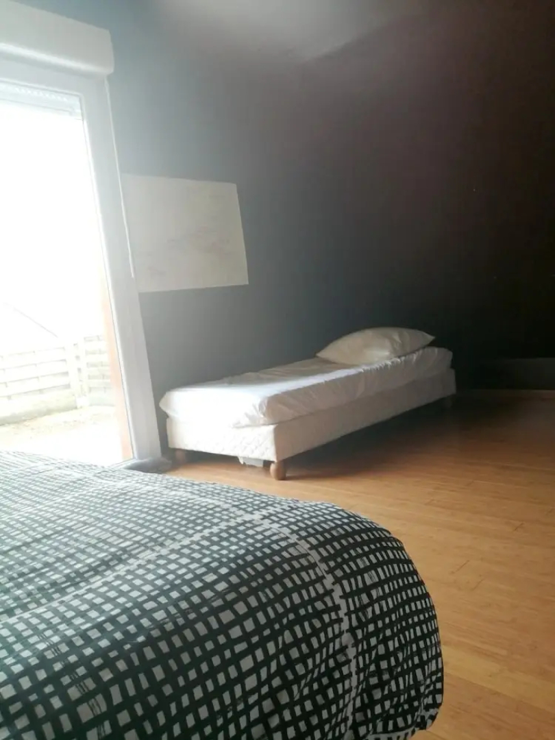 House With 4 Bedrooms in Château-la-vallière, With Enclosed Garden and Wifi