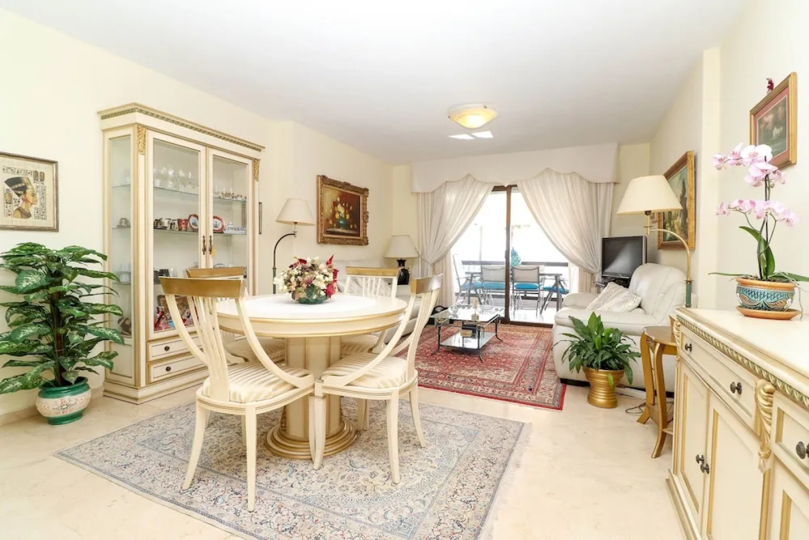 La Costa Paradise - Amazing Beachfront Apartment, Glazed Terrace With Sea Views