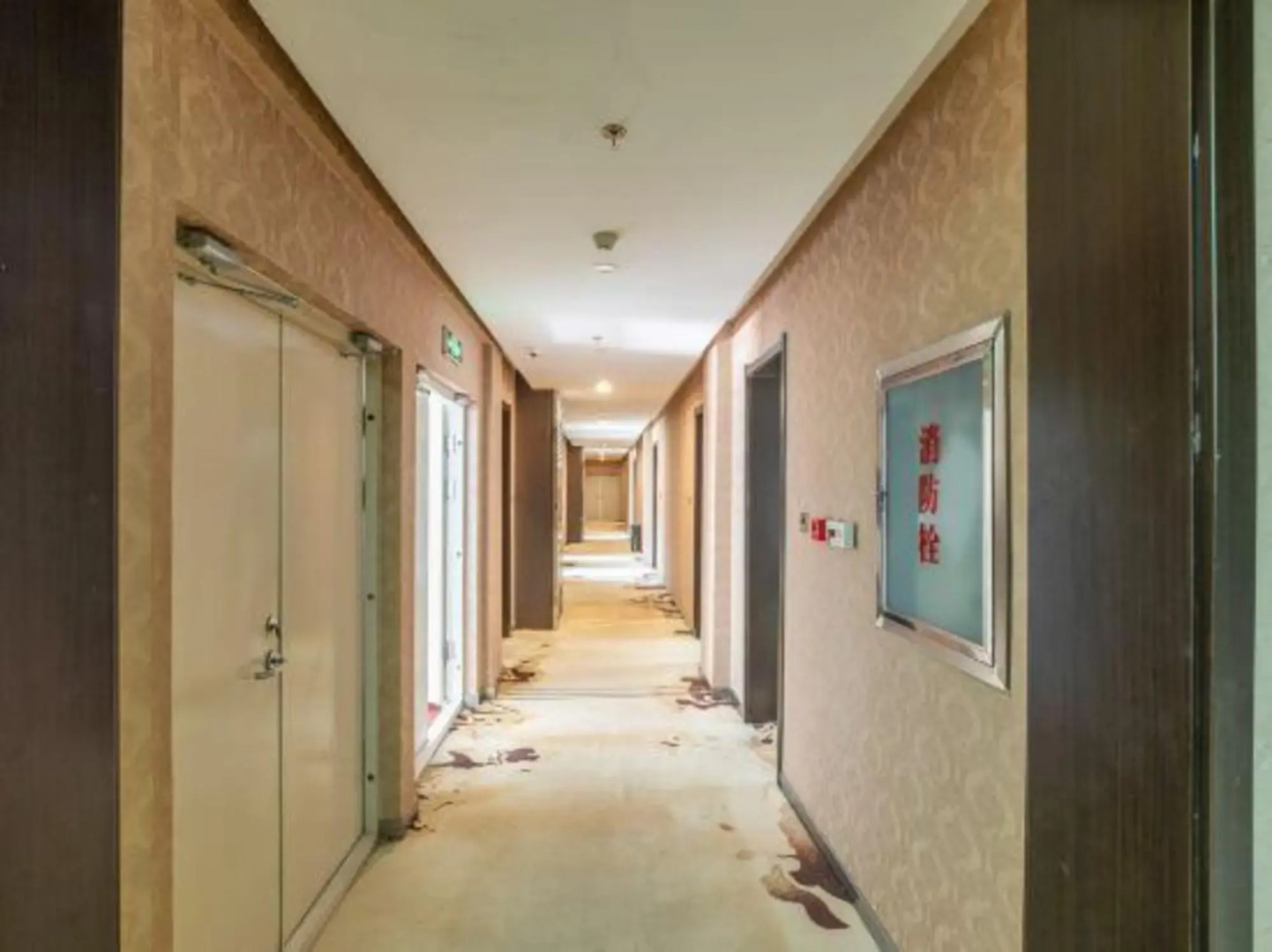 Super 8 Hotel (Chifeng Railway Station Yuanlin Road)