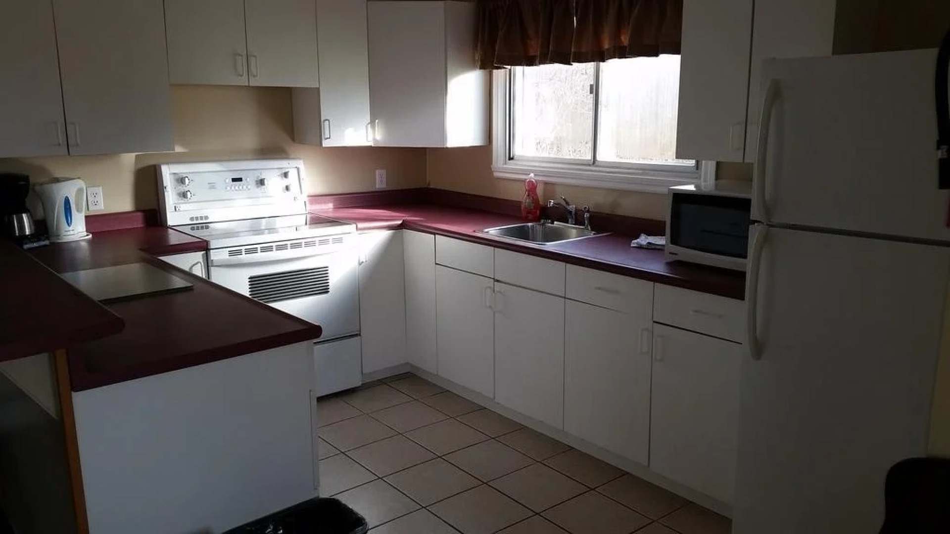 Middleton Motel & Suites