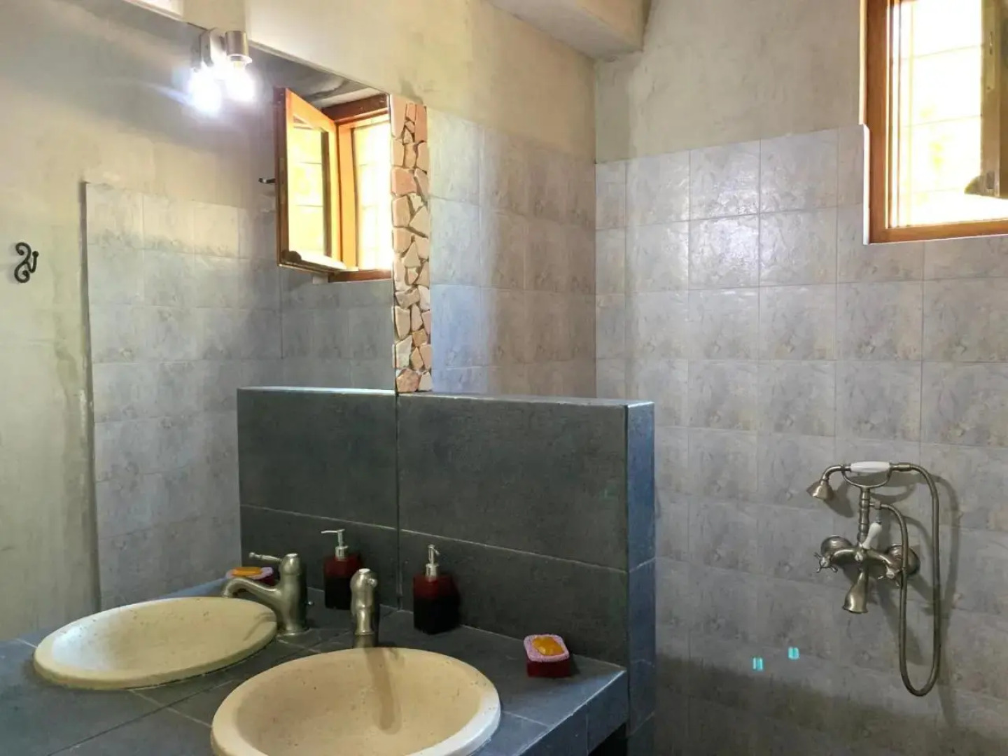 Kyparissi Guest House