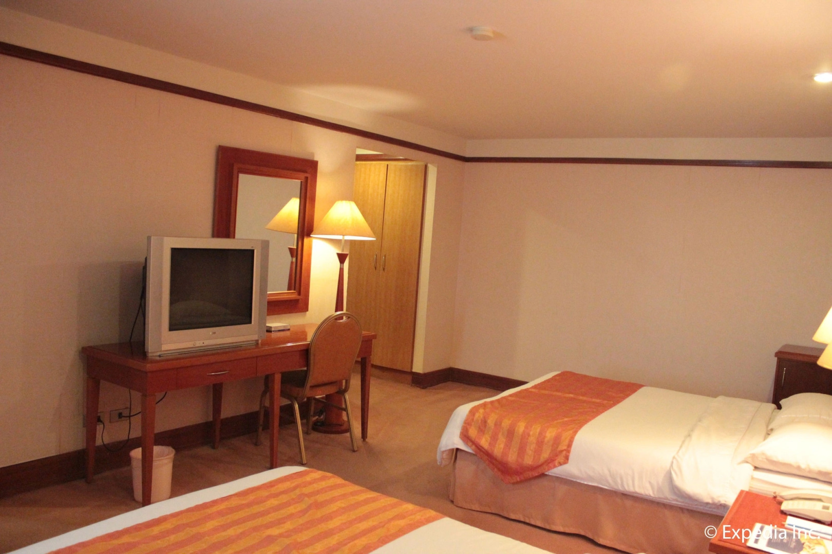 Subic International Hotel