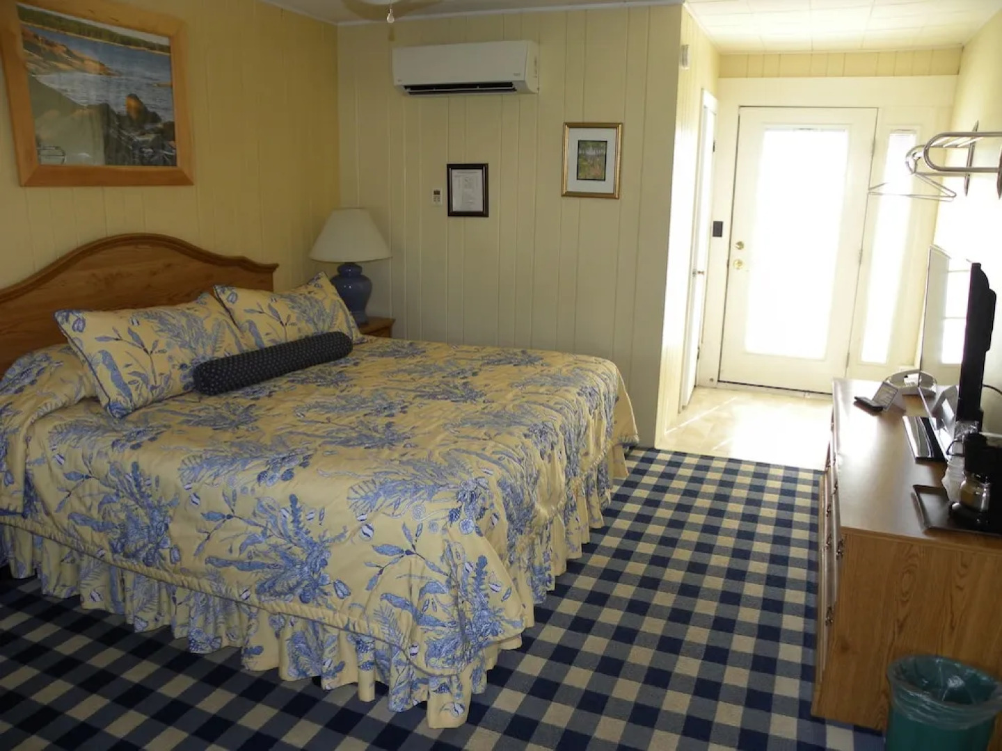 Colonial Gables Oceanfront Village