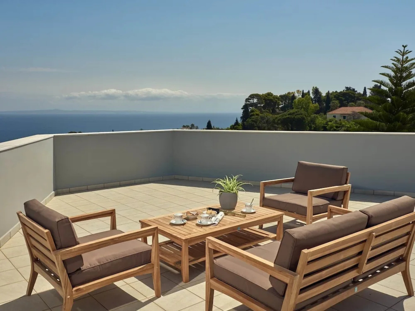 Mont Bleu Luxury Villa