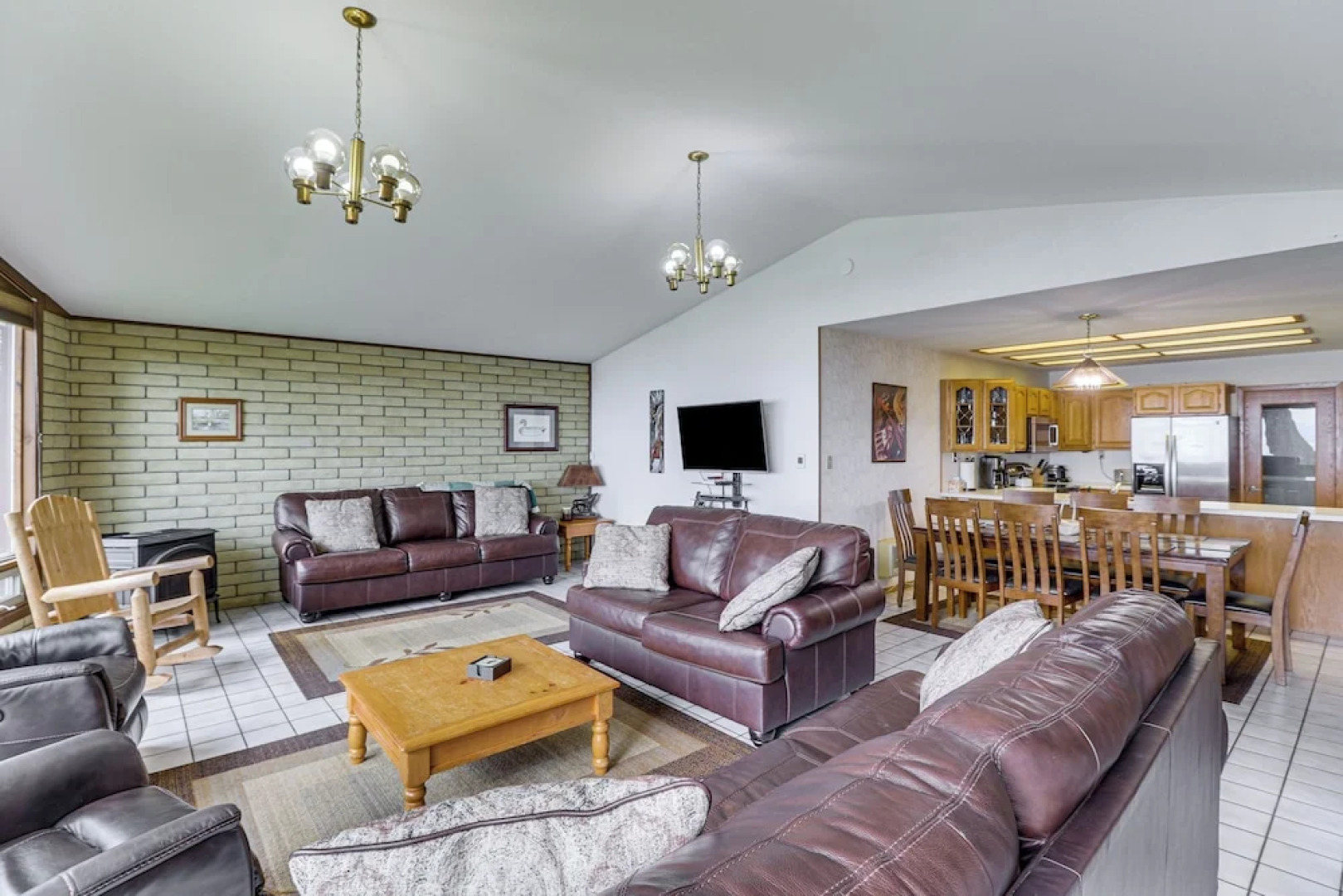 Flathead Lake Views: Scenic & Spacious Retreat!