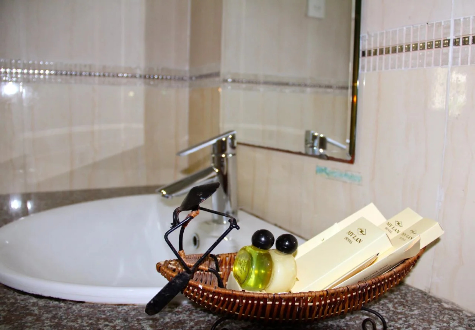 My Lan Resort & Restaurant