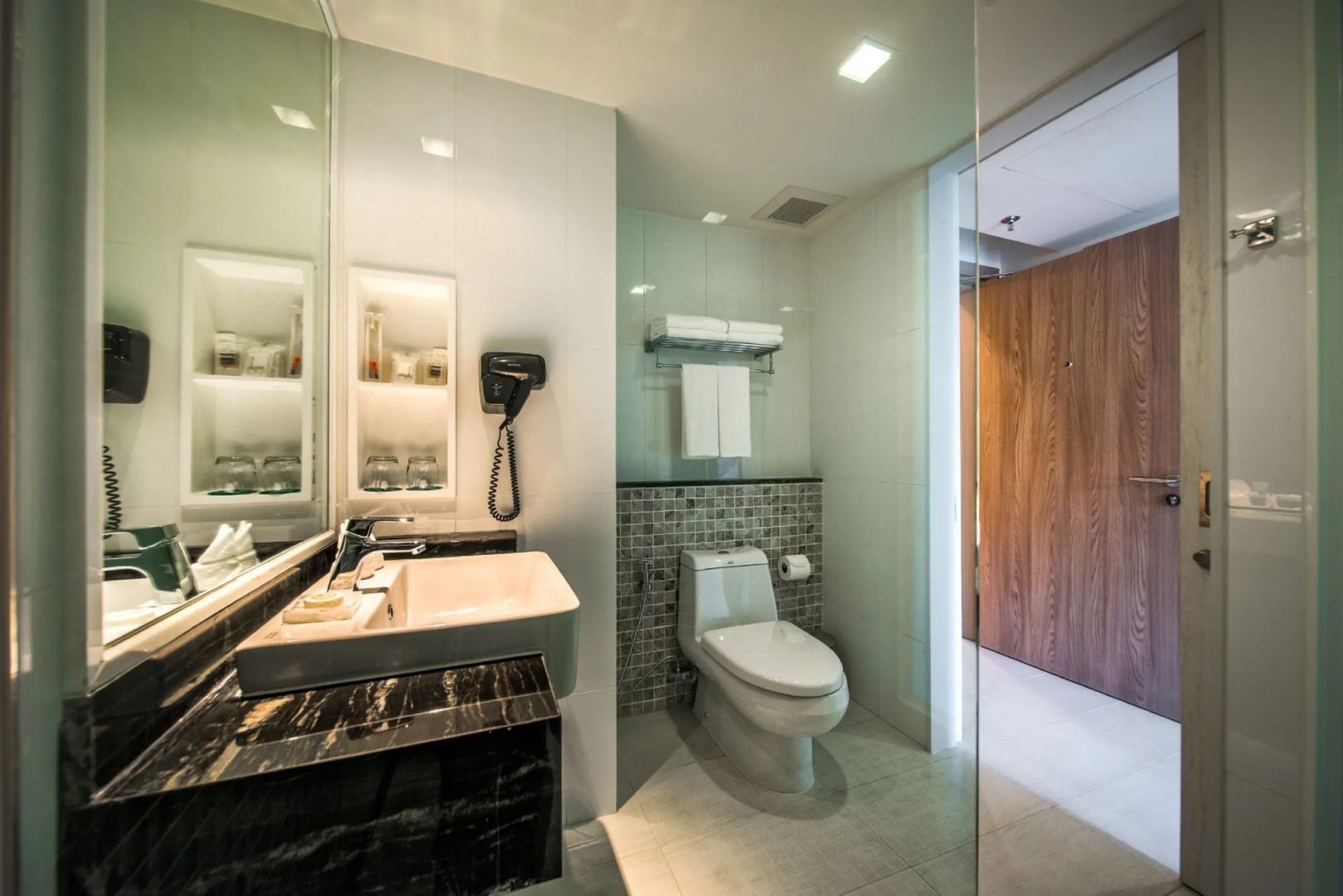 Hotel Clover Patong Phuket