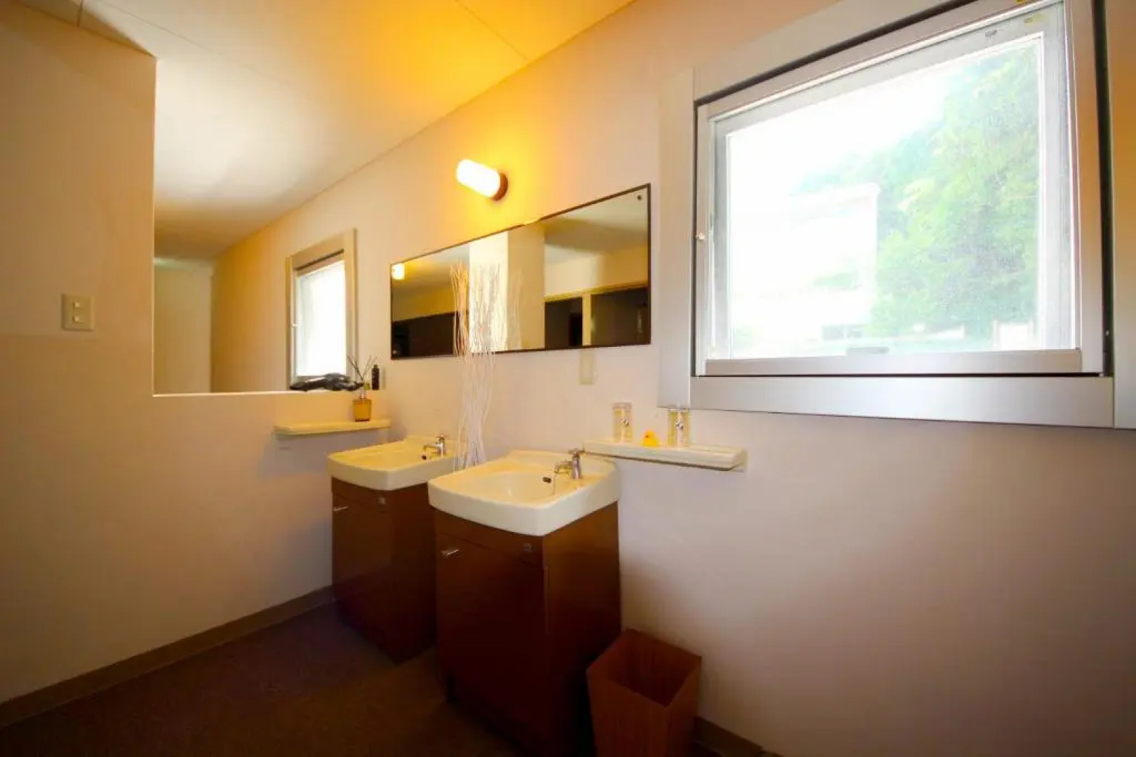 Shirahama White Beach House