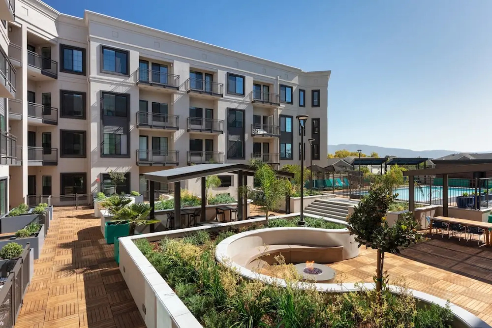 Global Luxury Suites in Campbell