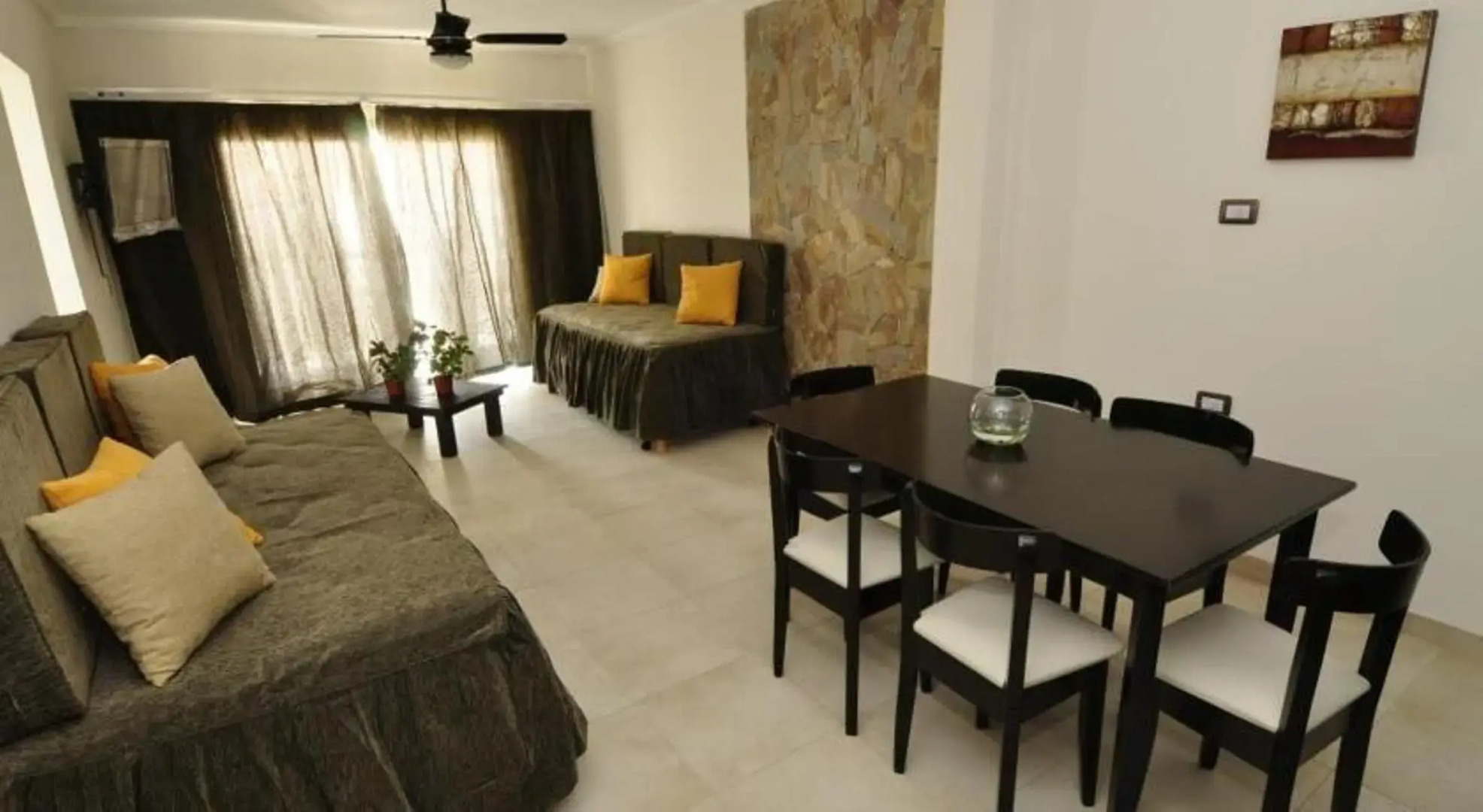 Mallak Apart Hotel