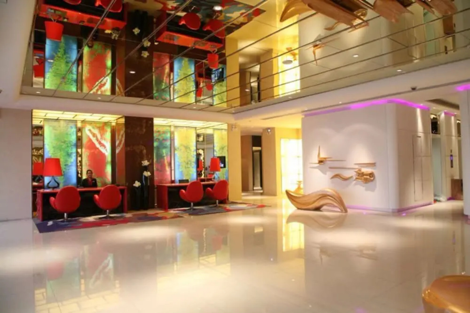 East Lake International Hotel