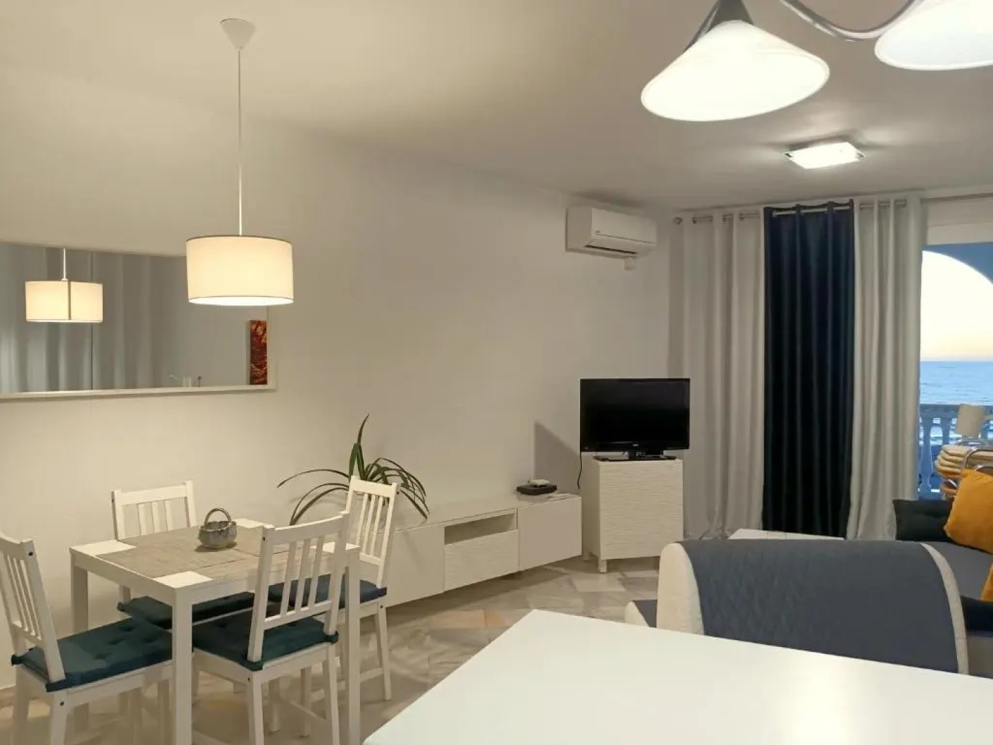 Apartamentos StarNerja