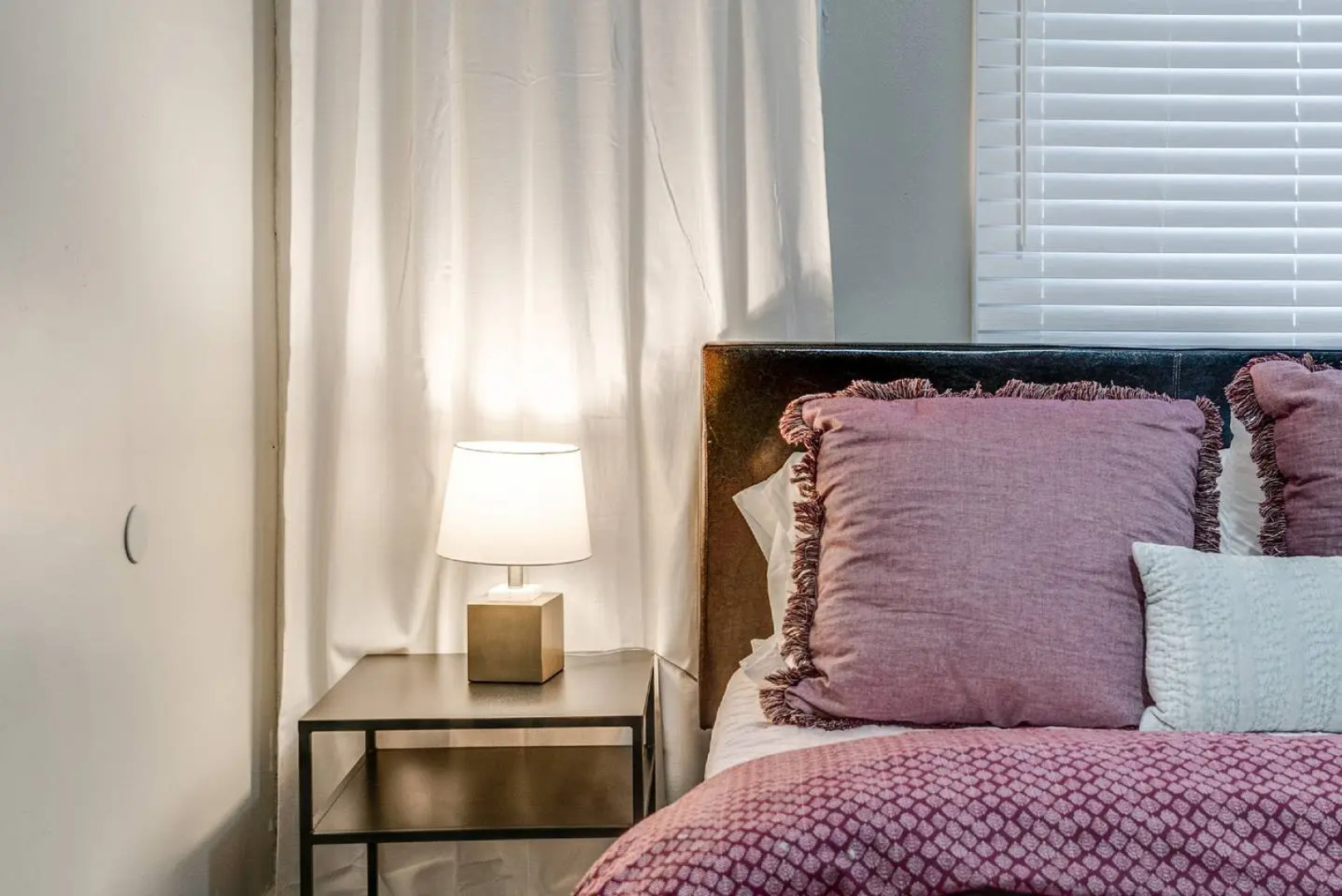 Cozy and comfortable apartment /15 minutes to down town