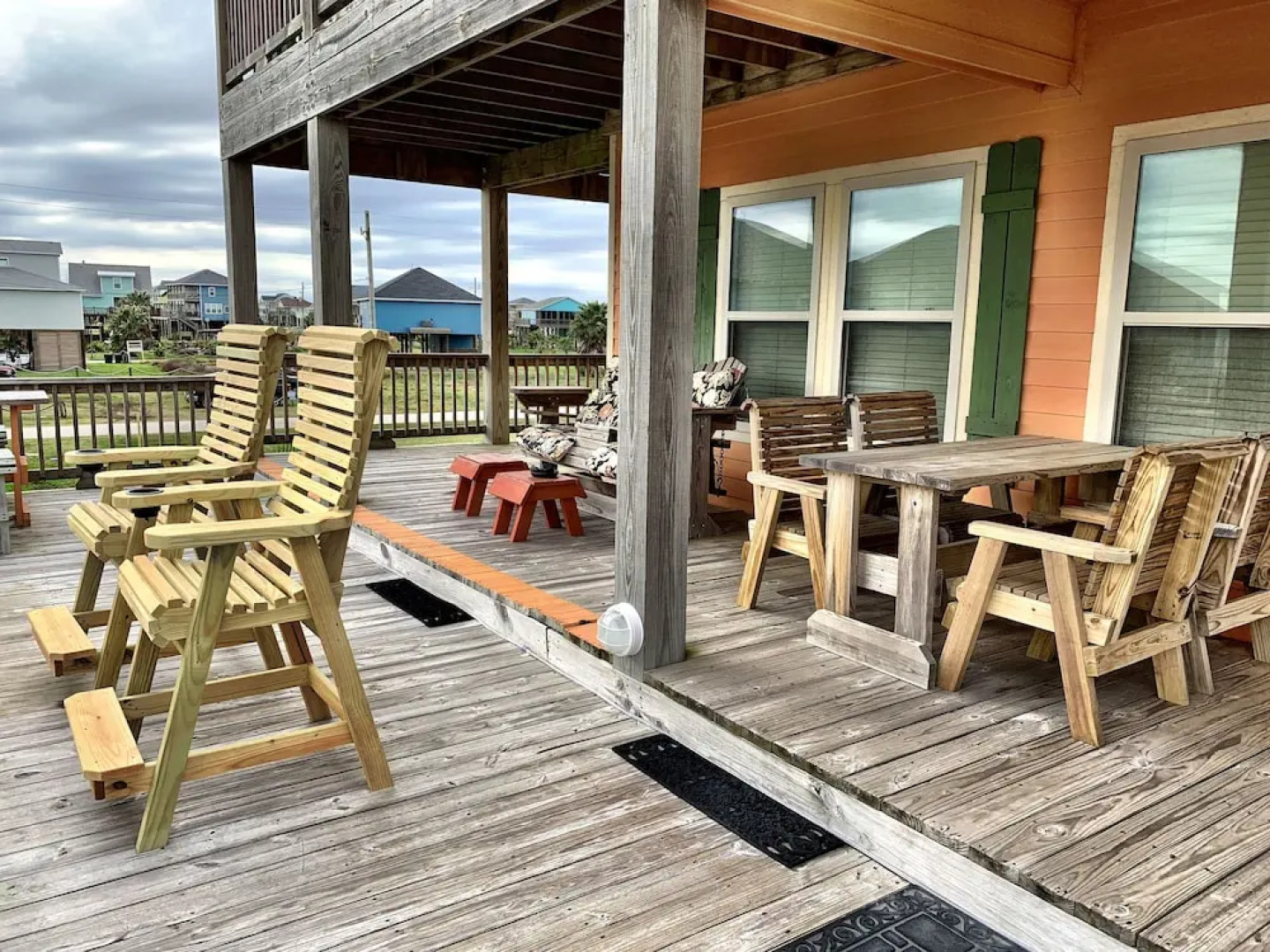 Seaside Merryment 4 Bedroom Home