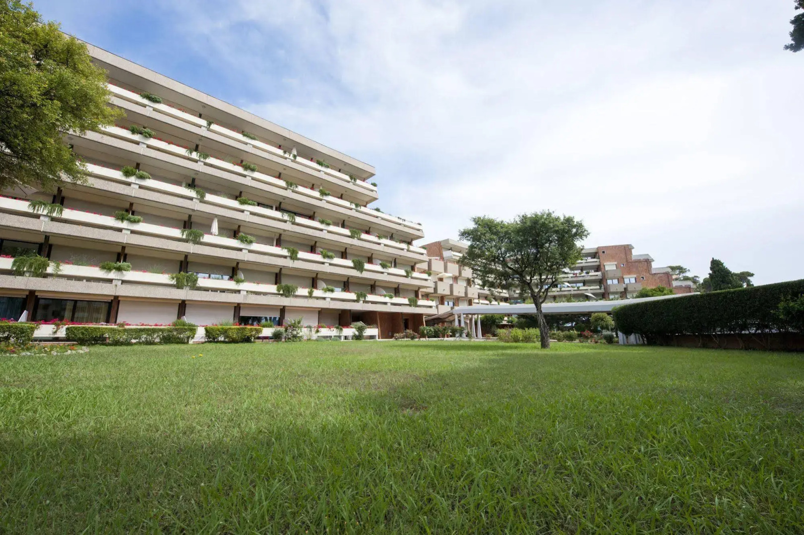 Suites Marilia Apartments