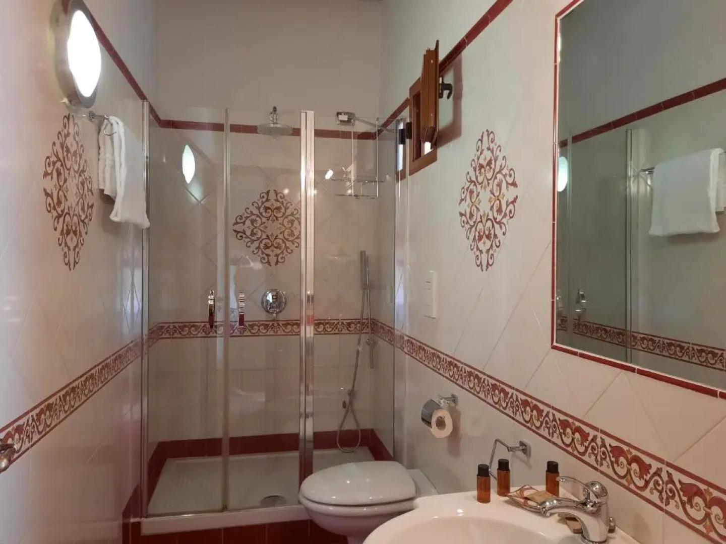 Portico Del Paradiso