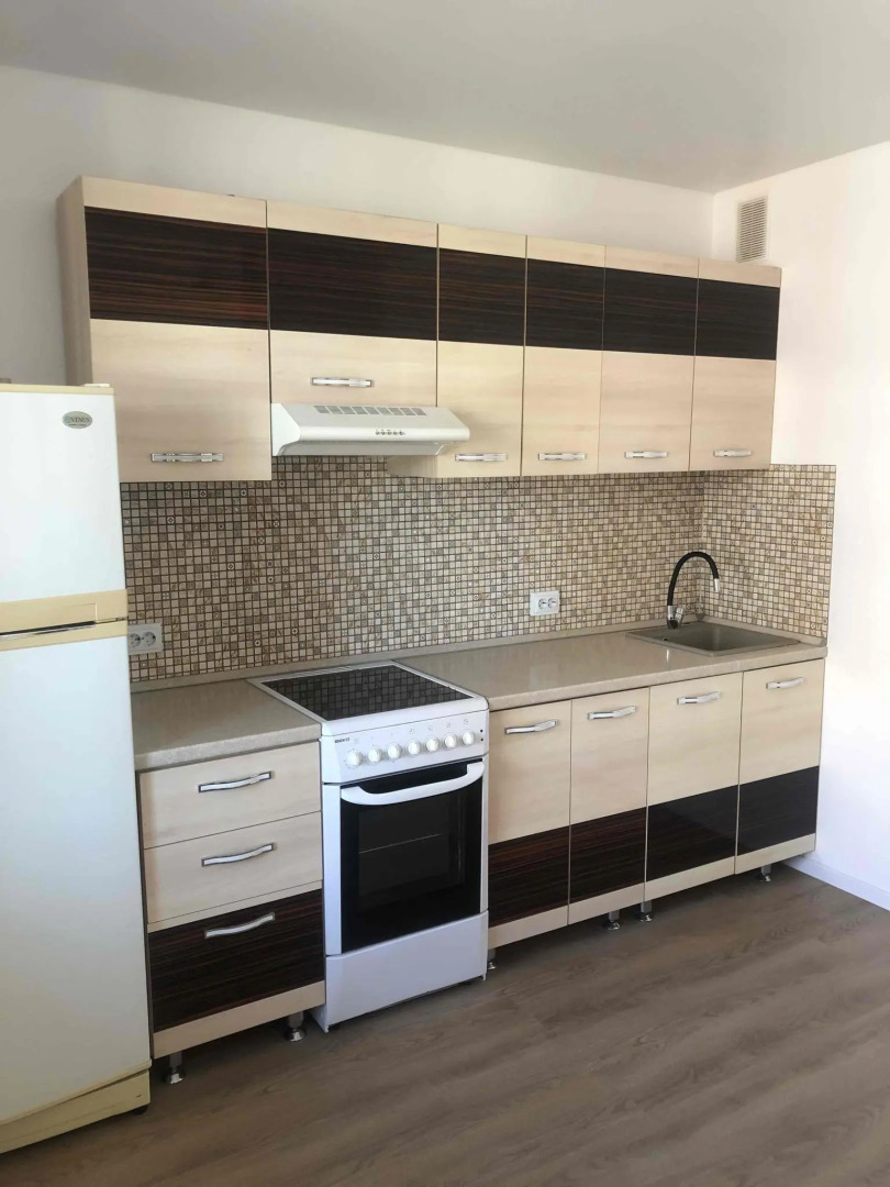 Апартаменты на Балканской дороге