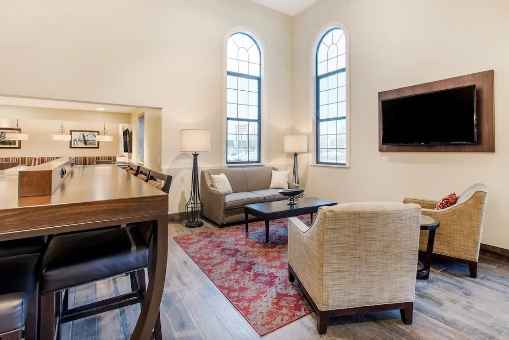 Best Western Plus Grand Castle Inn & Suites