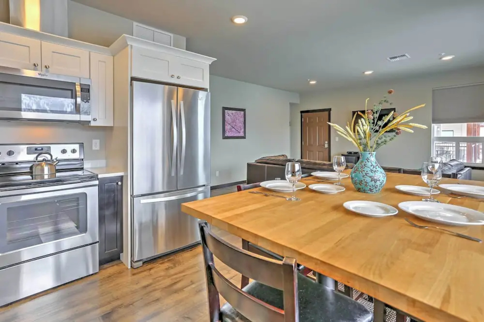 Cozy Manson Condo on Lake Chelan w/ Pool Access!