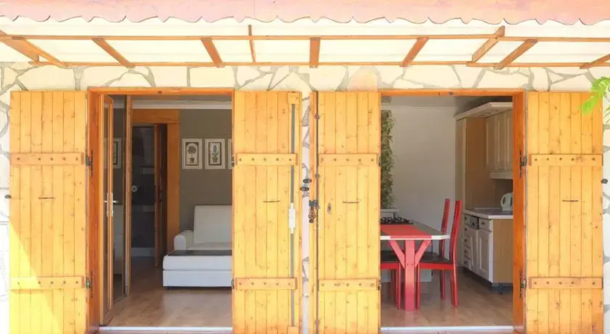 Annecy-Lake and Mountains - Savoie France