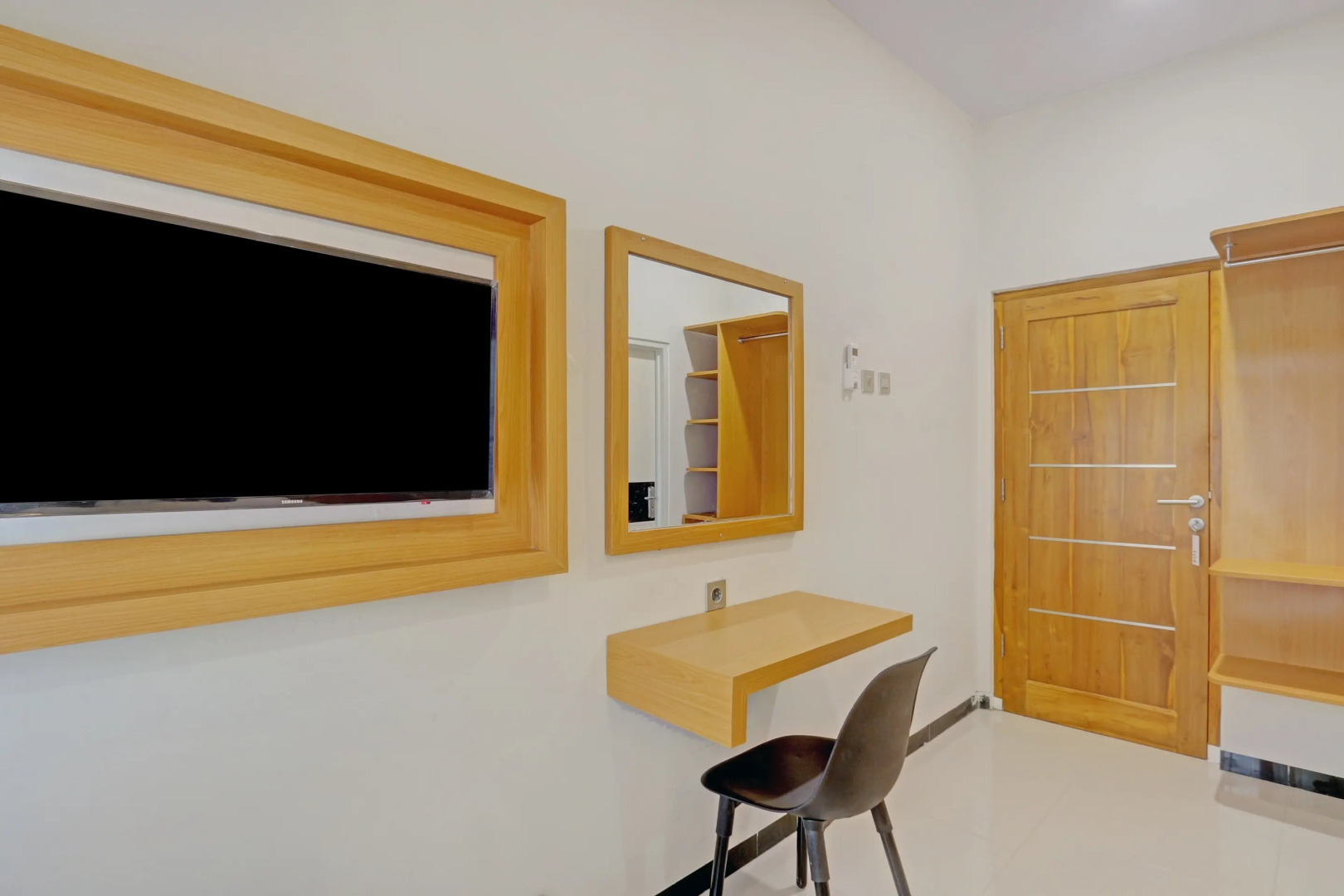 OYO 90410 Griya Amanah Jajar Syariah