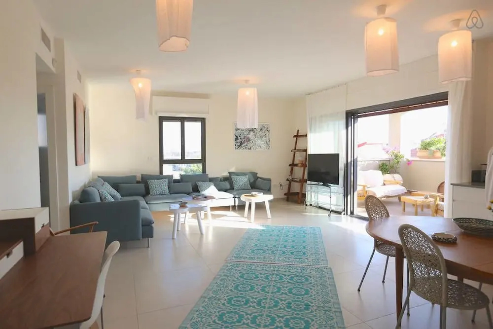 Holyguest - Margoza  15