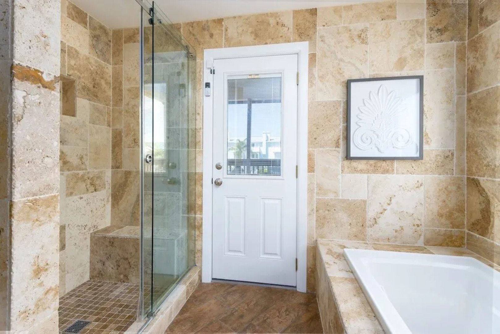 On The Rocks 6 Bedroom Home by Redawning