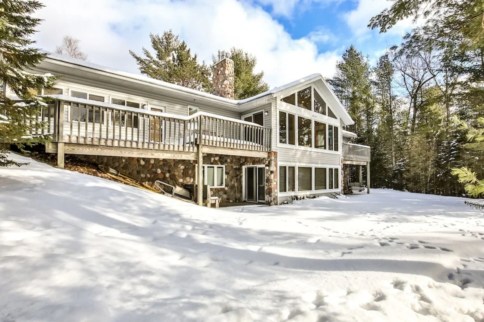 WhiteWoods Cove - 4 Br Home