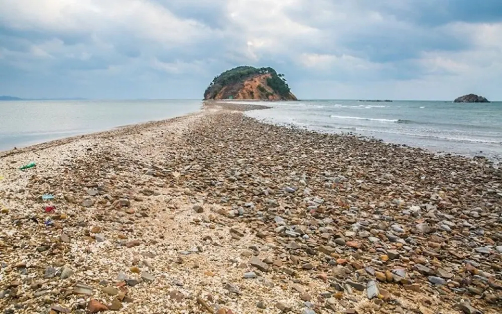 Taean Lunasol Pension