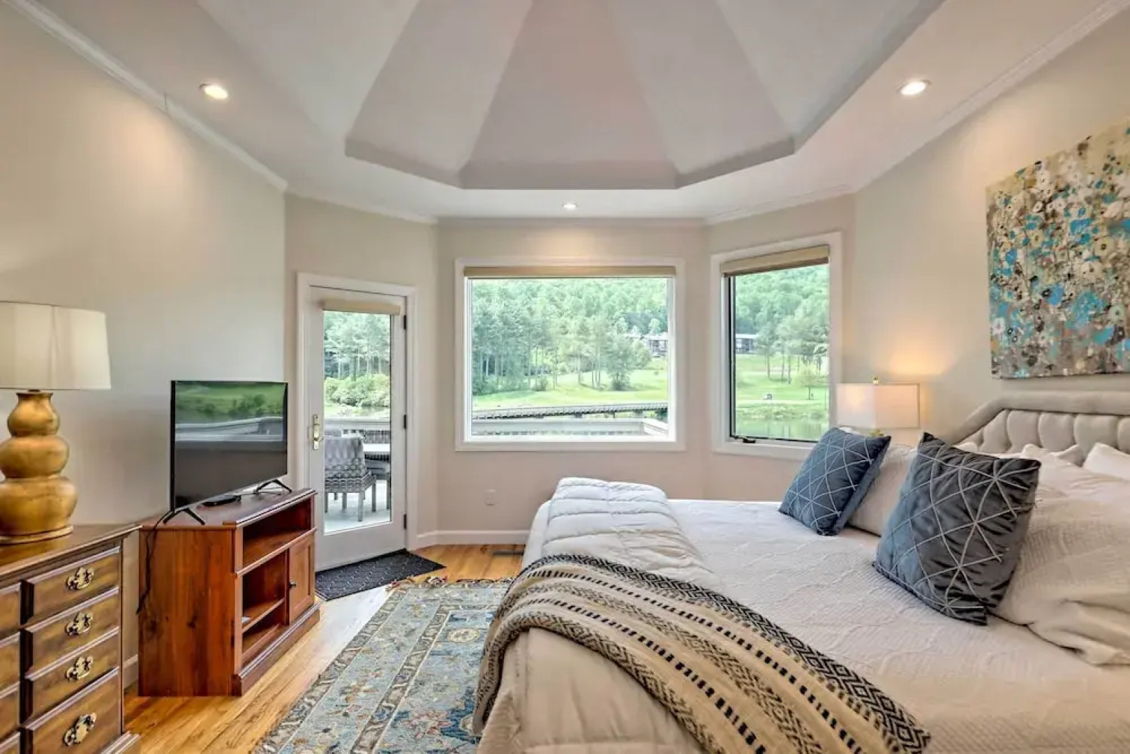 Chic Sky Valley Resort Home on Golf Course!