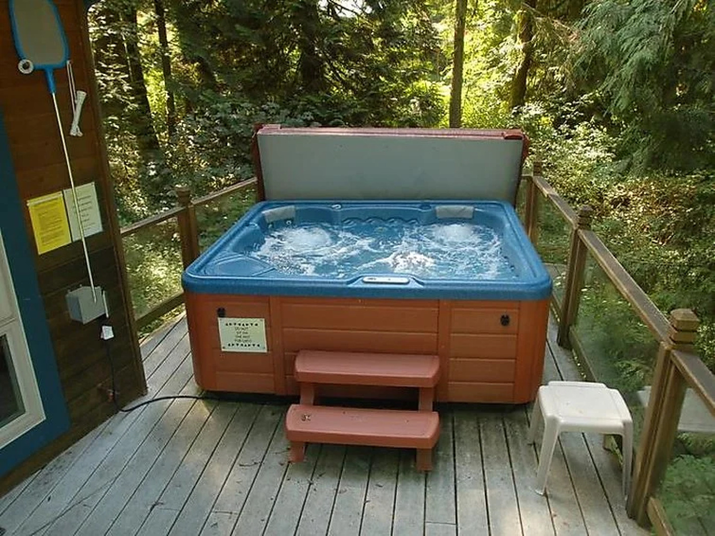 Chalet 07MF Silver Lake Chalet w/Hot Tub!