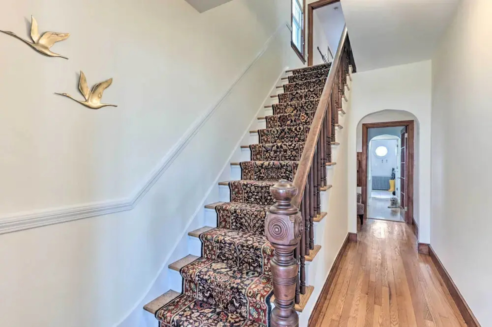 Walkable New Haven Retreat w/ Ocean Views!