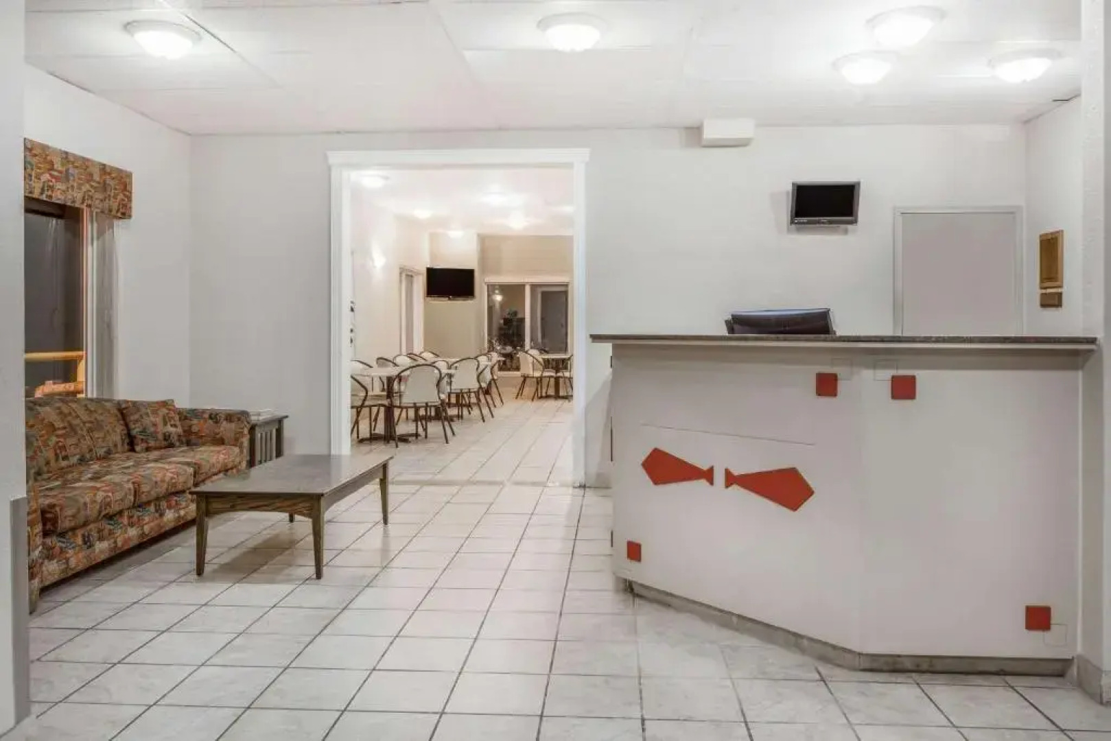 Super 8 Pincher Creek AB